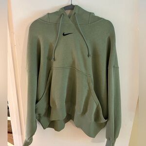 Nike Oversized Women’s sweatshirt